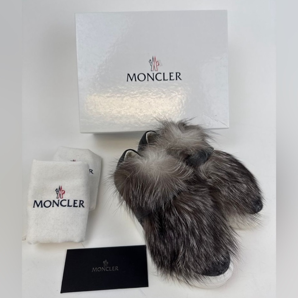 Moncler Lucie Scarpa Rabbit-Fur Slip-On Sneakers Wool/Black Leather Size 35